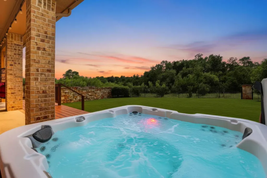 276 Merion Drive Austin TX 78737