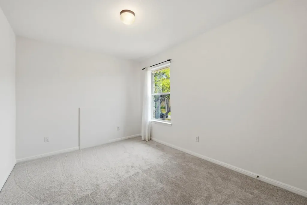 12613 Palfrey Drive Austin TX 78727