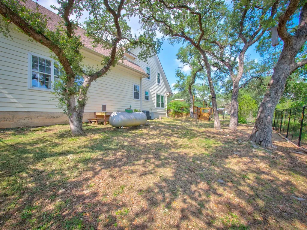 900 Appalachian Trail San Marcos TX 78666