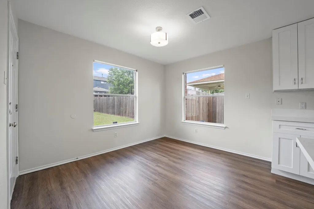 1217 Coronation Way Pflugerville TX 78660
