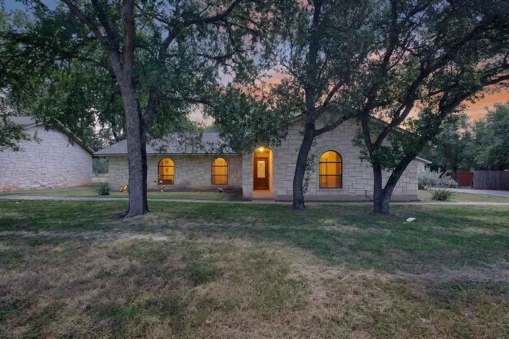 1002 Adventure Lane Cedar Park TX 78613