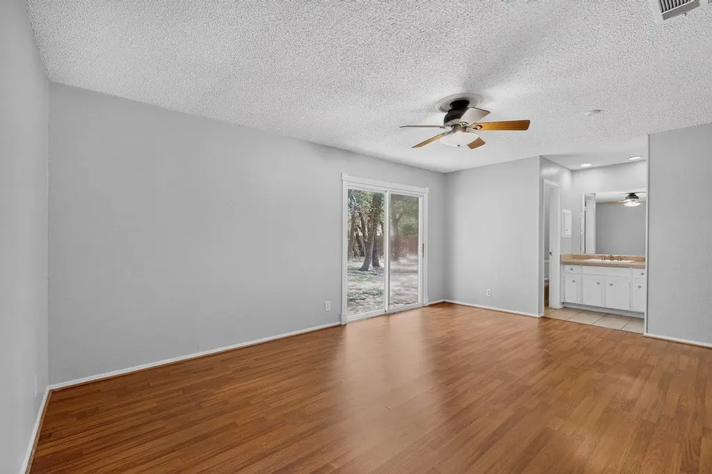 1002 Adventure Lane Cedar Park TX 78613
