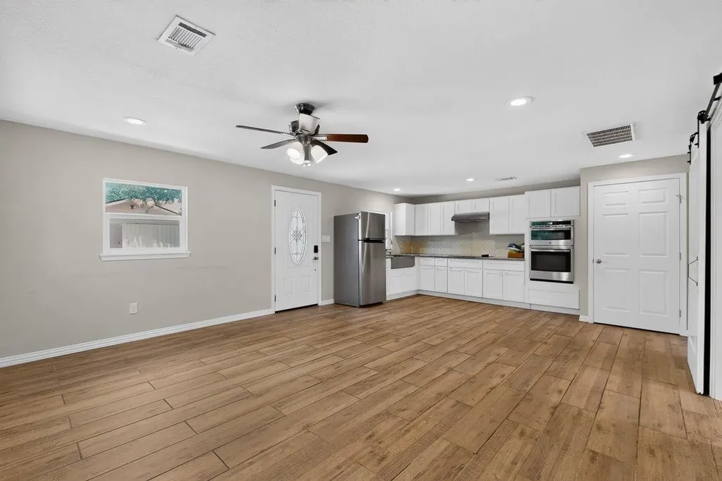 1002 Adventure Lane Cedar Park TX 78613