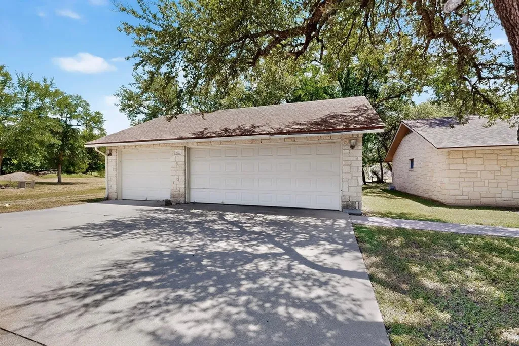 1002 Adventure Lane Cedar Park TX 78613