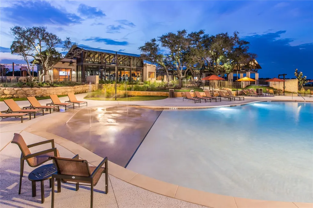 676 Sage Thrasher Circle Dripping Springs TX 78620