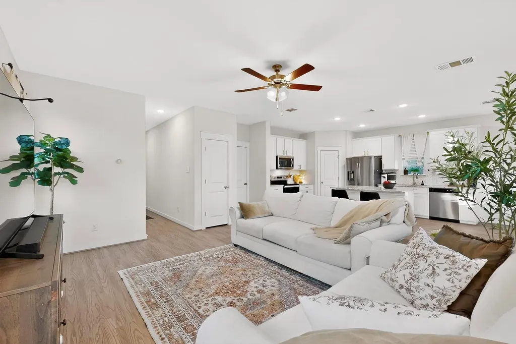 639 Pheasant Hill Lane Georgetown TX 78628
