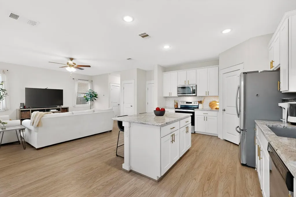 639 Pheasant Hill Lane Georgetown TX 78628