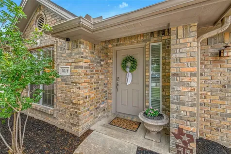 1014 Bougainvillea Street College Station TX 77845
