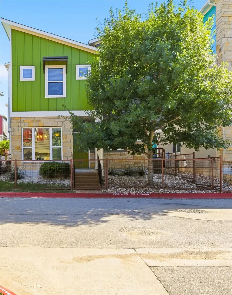 1937 Tramson Drive Austin TX 78741