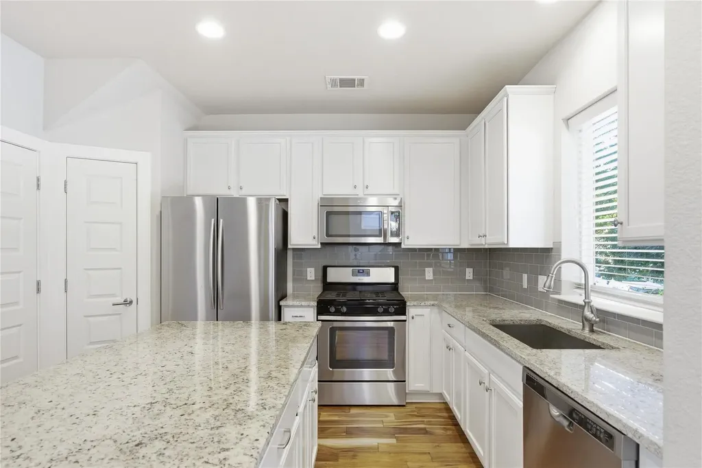 1937 Tramson Drive Austin TX 78741