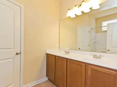 335 Rachel Street San Marcos TX 78666
