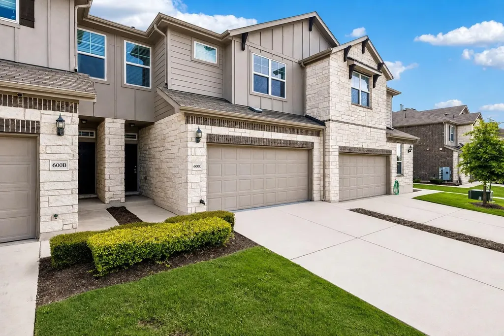 600 Pearly Eye Drive Pflugerville TX 78660