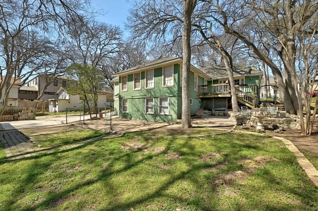 2007 Sharon Lane Austin TX 78703