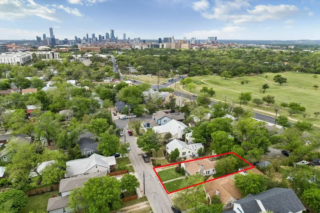 3906 Becker Avenue Austin TX 78751