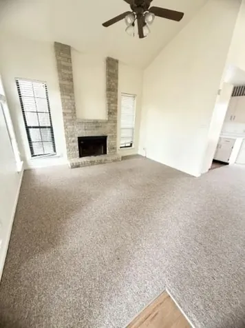 728 W San Antonio Street Lockhart TX 78644