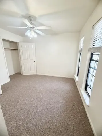728 W San Antonio Street Lockhart TX 78644