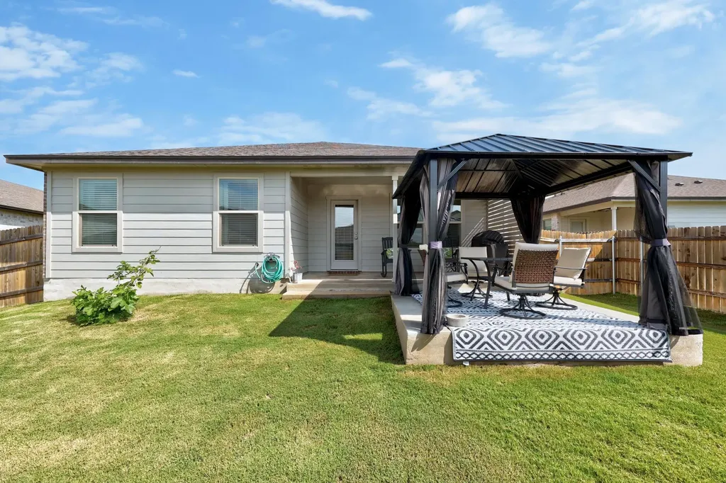 108 Coda Crossing Georgetown TX 78633