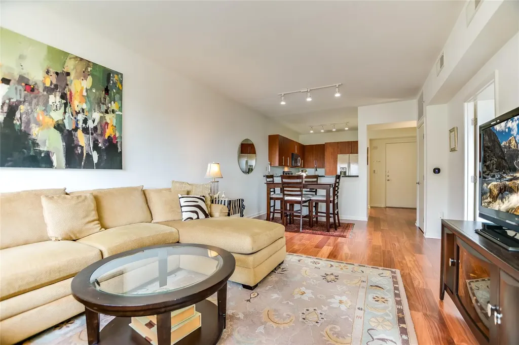 54 Rainey Street Austin TX 78701