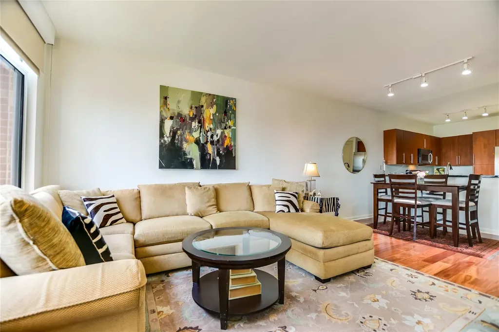 54 Rainey Street Austin TX 78701