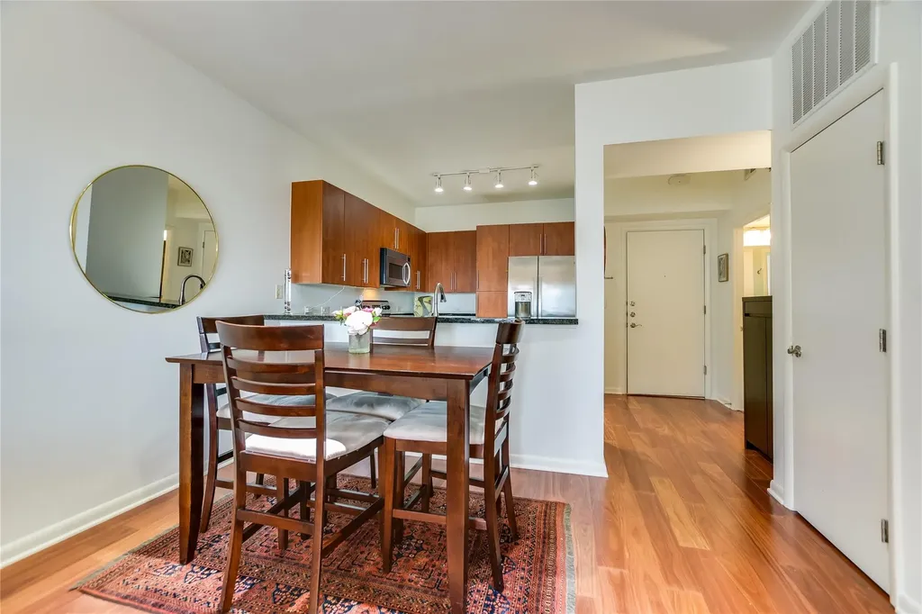 54 Rainey Street Austin TX 78701