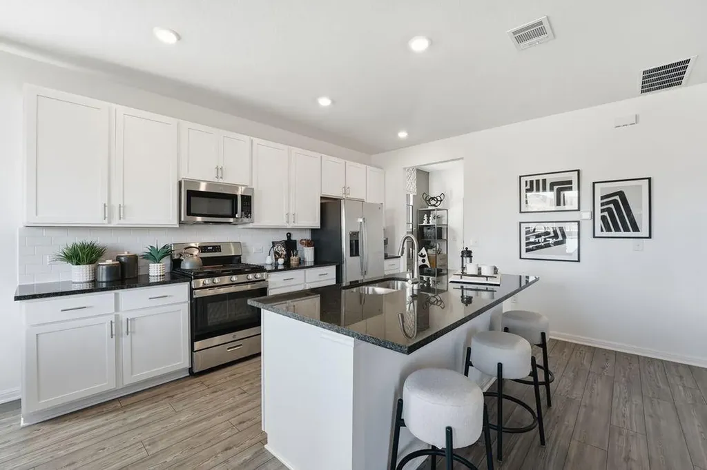 523 Unakite Trail Liberty Hill TX 78642
