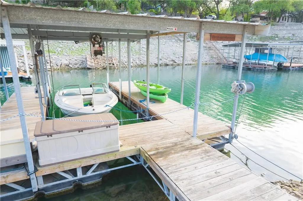 16308 Lake Loop Austin TX 78734