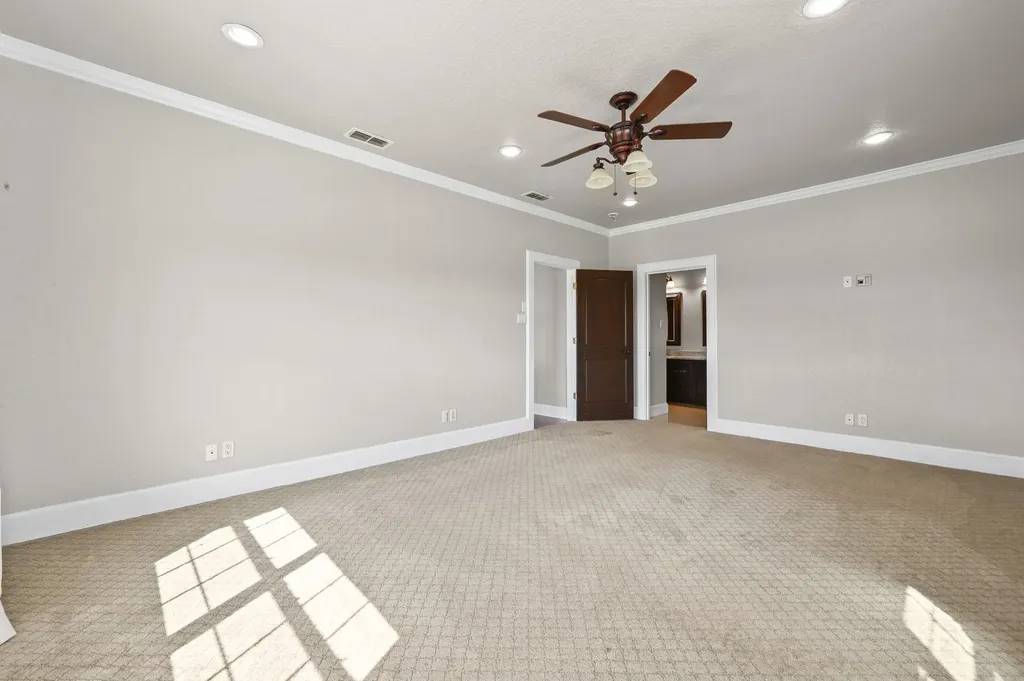 1175 Southern Way Luling TX 78648