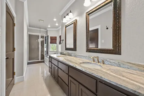 1175 Southern Way Luling TX 78648