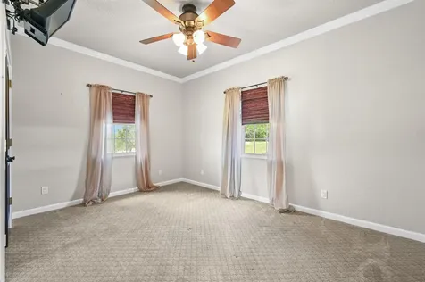 1175 Southern Way Luling TX 78648