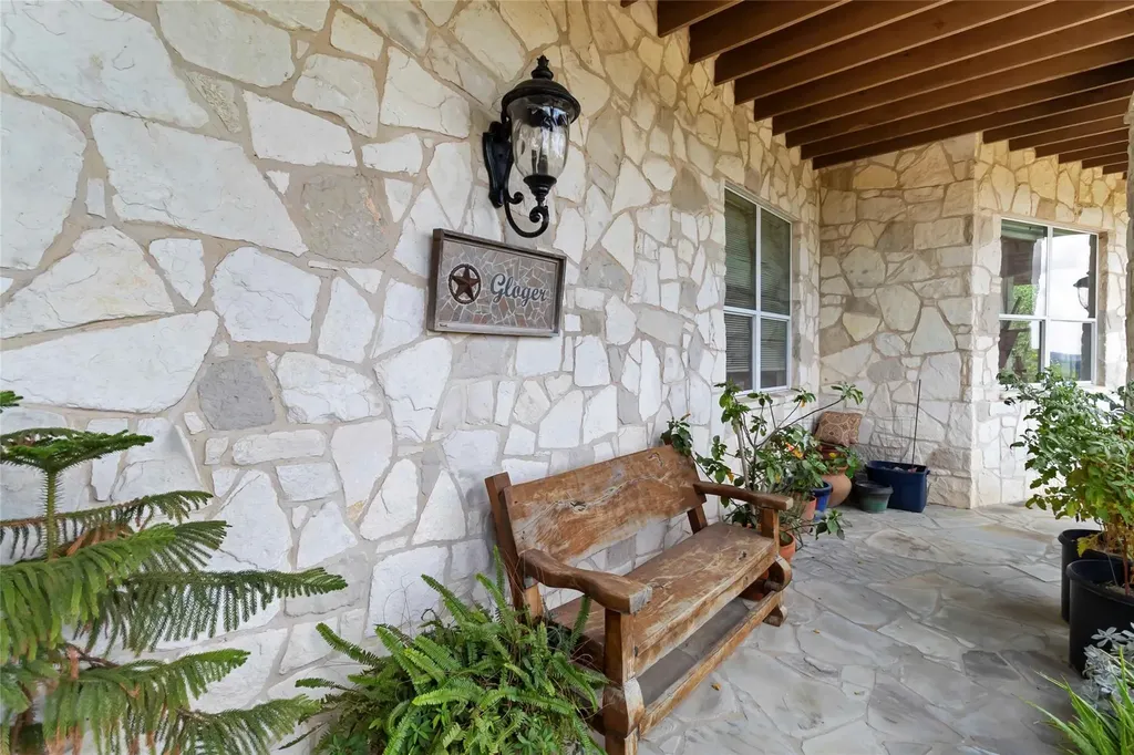 633 Flaman Road Canyon Lake TX 78133