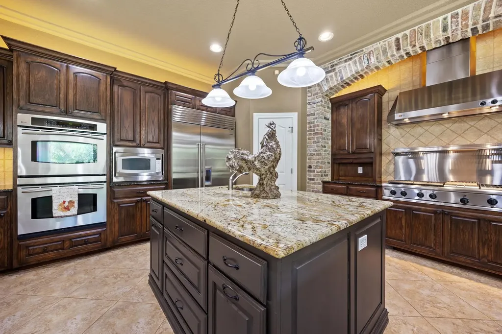 112 Shady Elm Georgetown TX 78633