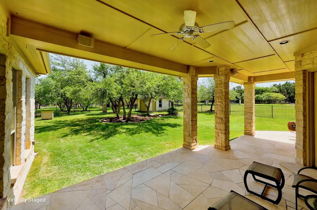 112 Shady Elm Georgetown TX 78633