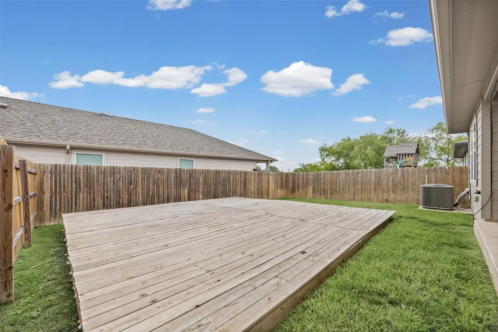 12102 Arkose Street Manor TX 78653