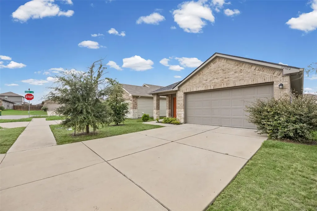 12102 Arkose Street Manor TX 78653