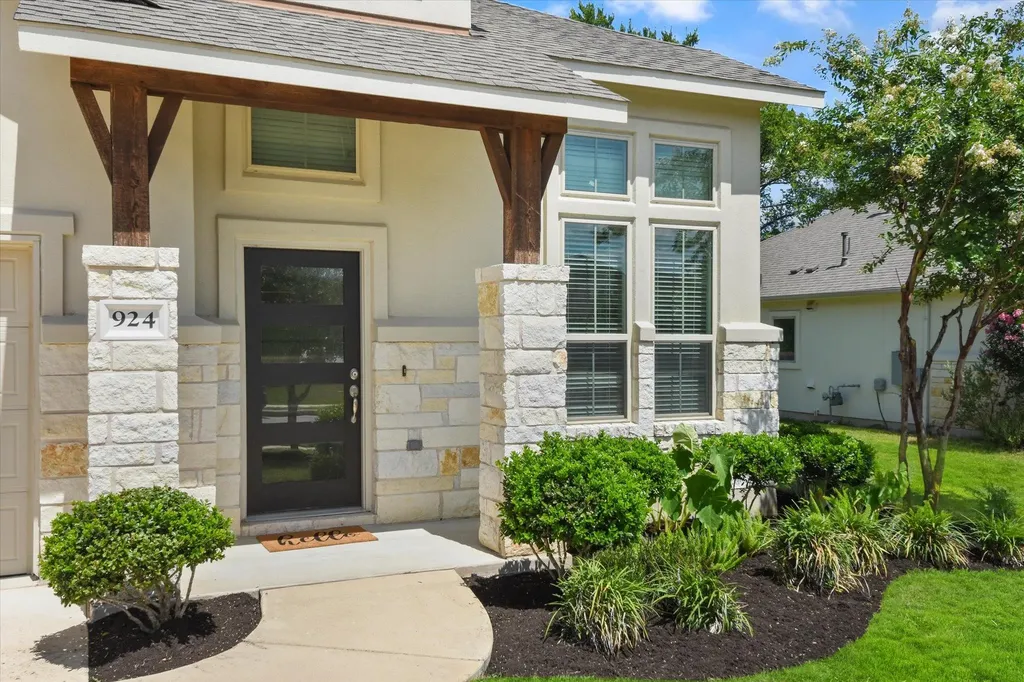 924 Centerra Hills Circle Round Rock TX 78665