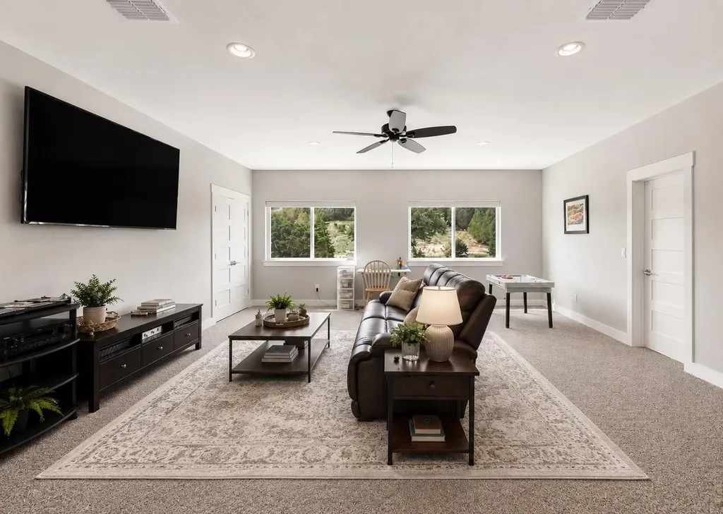 1051 Trailhead Circle Dripping Springs TX 78620