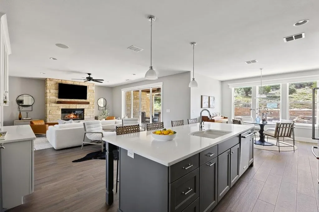 1051 Trailhead Circle Dripping Springs TX 78620