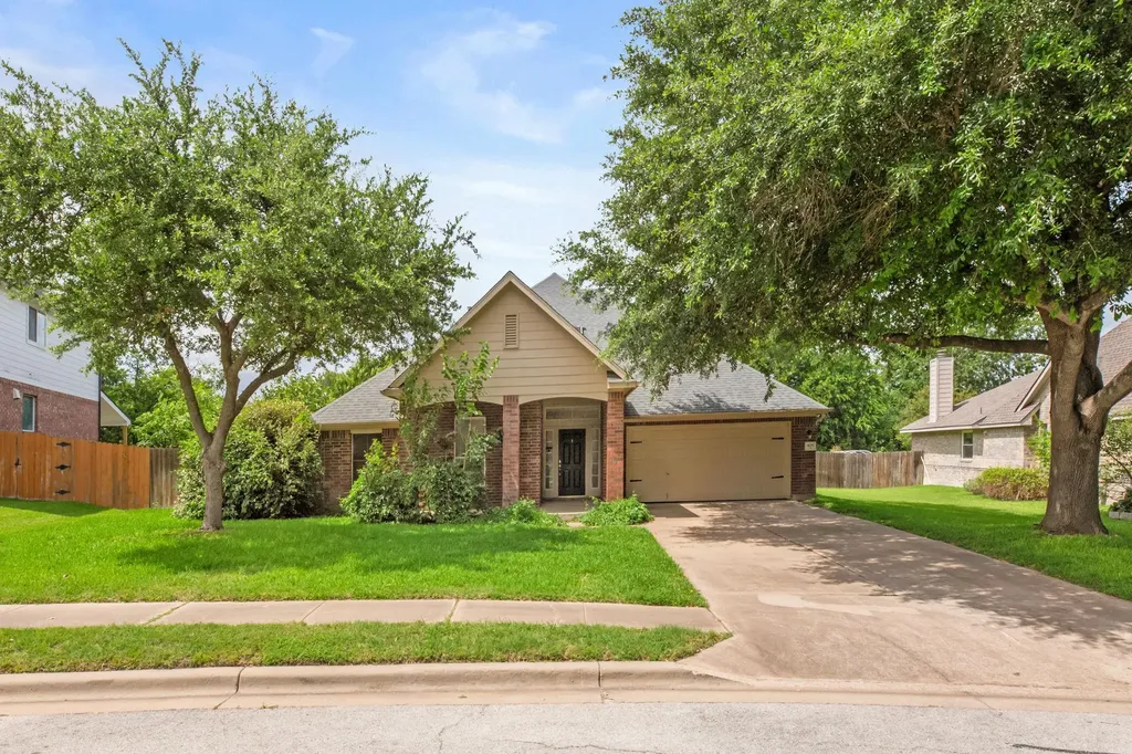 406 Bellaire Oaks Drive Pflugerville TX 78660