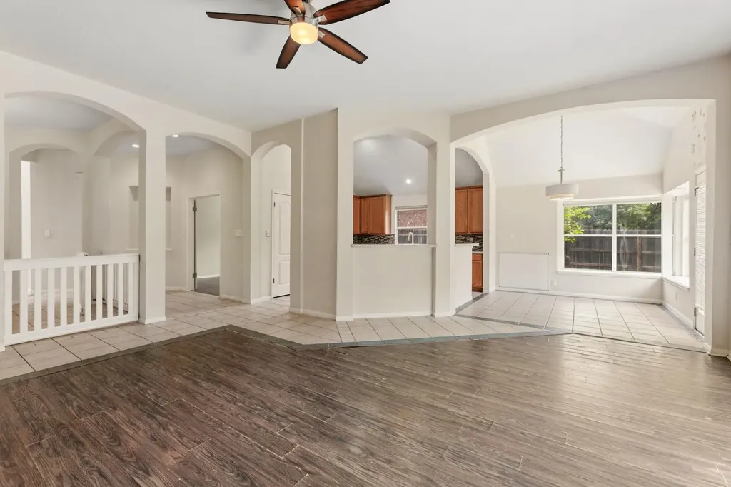 406 Bellaire Oaks Drive Pflugerville TX 78660