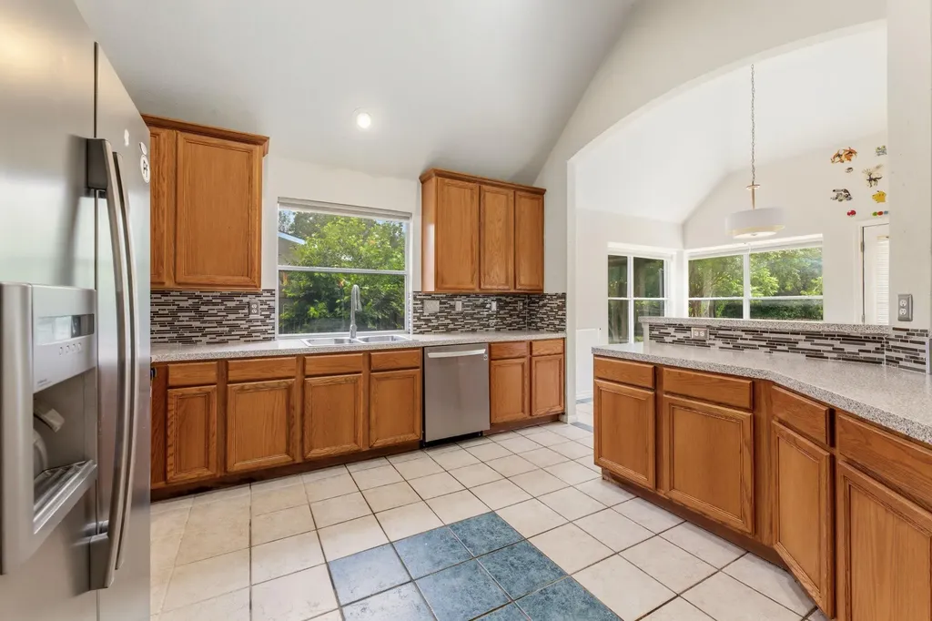 406 Bellaire Oaks Drive Pflugerville TX 78660