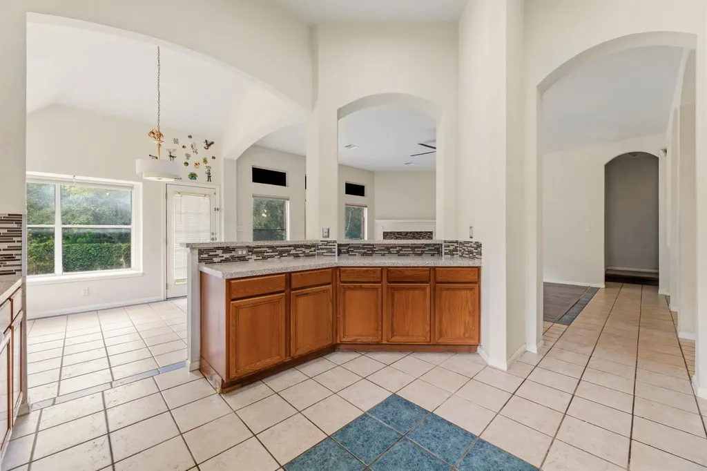 406 Bellaire Oaks Drive Pflugerville TX 78660
