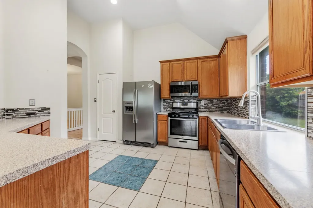406 Bellaire Oaks Drive Pflugerville TX 78660