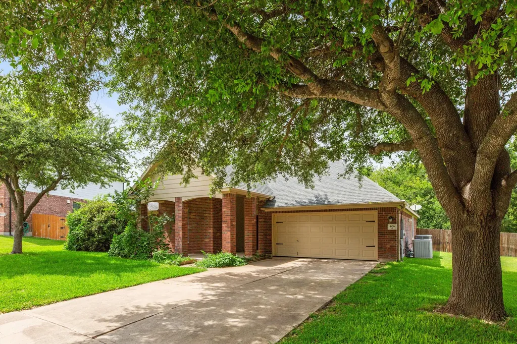406 Bellaire Oaks Drive Pflugerville TX 78660