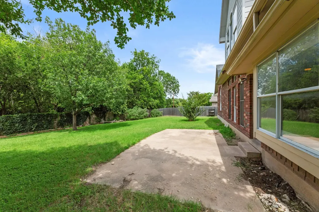 406 Bellaire Oaks Drive Pflugerville TX 78660
