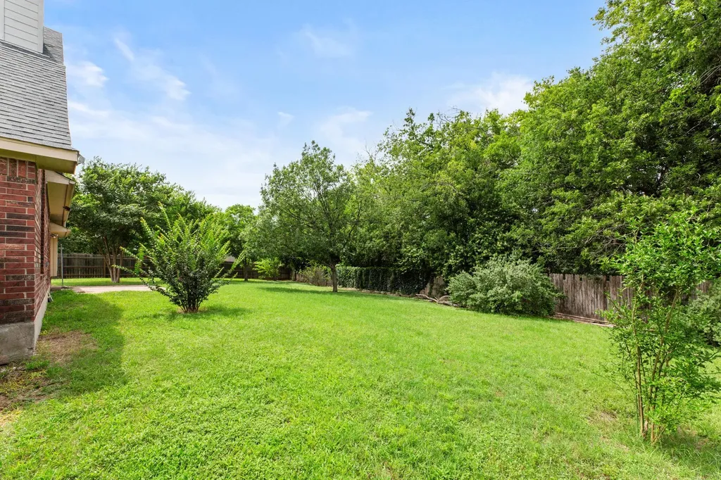 406 Bellaire Oaks Drive Pflugerville TX 78660