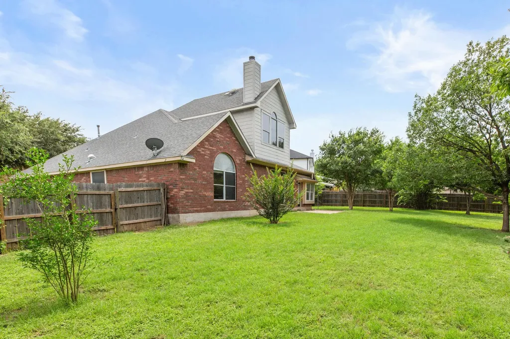 406 Bellaire Oaks Drive Pflugerville TX 78660