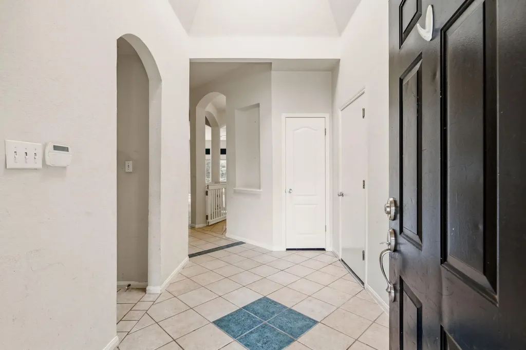 406 Bellaire Oaks Drive Pflugerville TX 78660