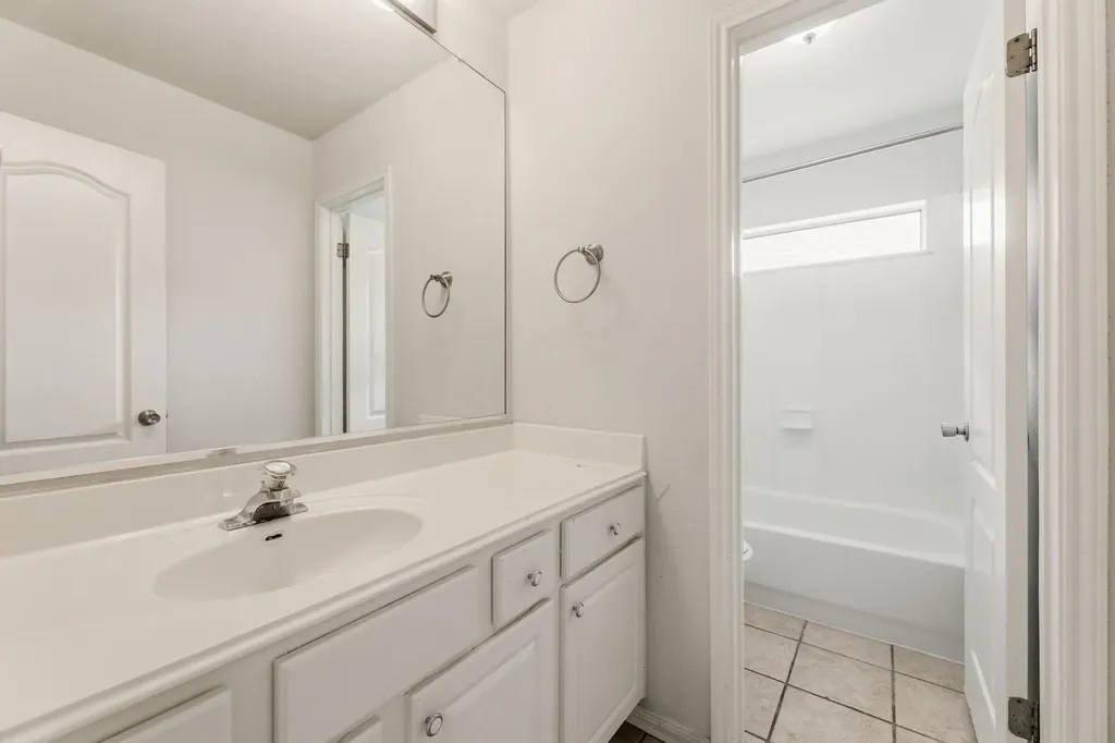 406 Bellaire Oaks Drive Pflugerville TX 78660