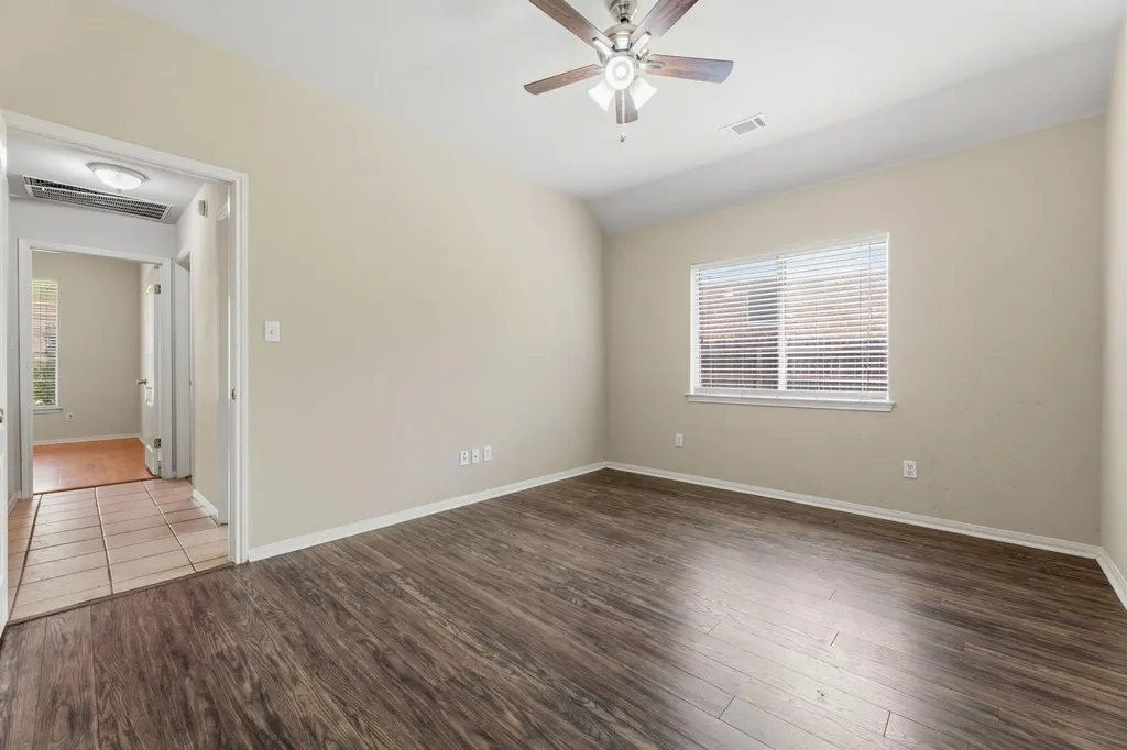 406 Bellaire Oaks Drive Pflugerville TX 78660