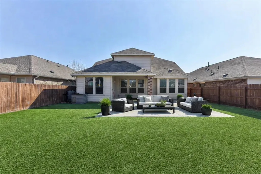 16928 Lathrop Avenue Pflugerville TX 78660